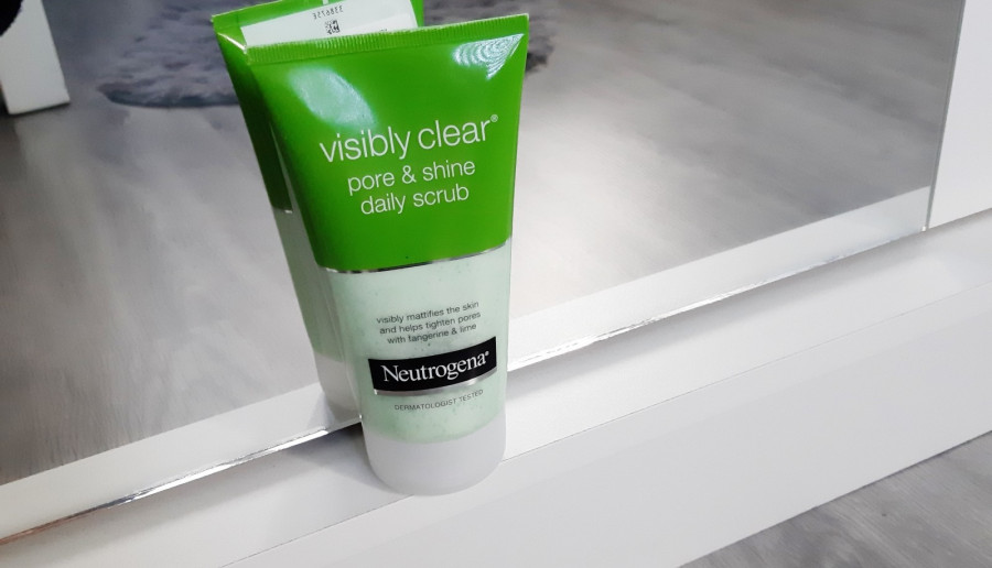 Neutrogena - Visibly Clear, Pore & Shine, Peeling do twarzy.