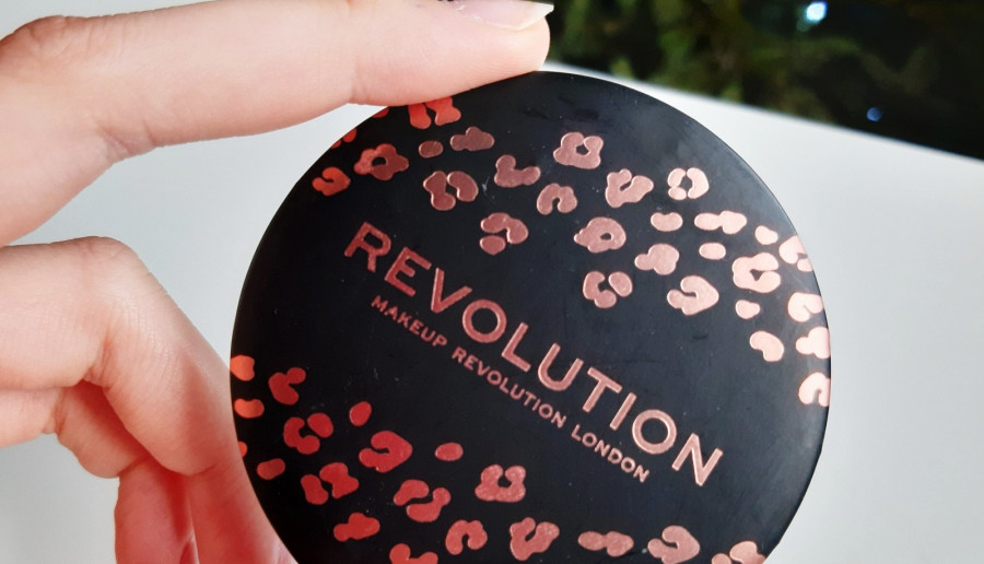 Lusterko Makeup Revolution