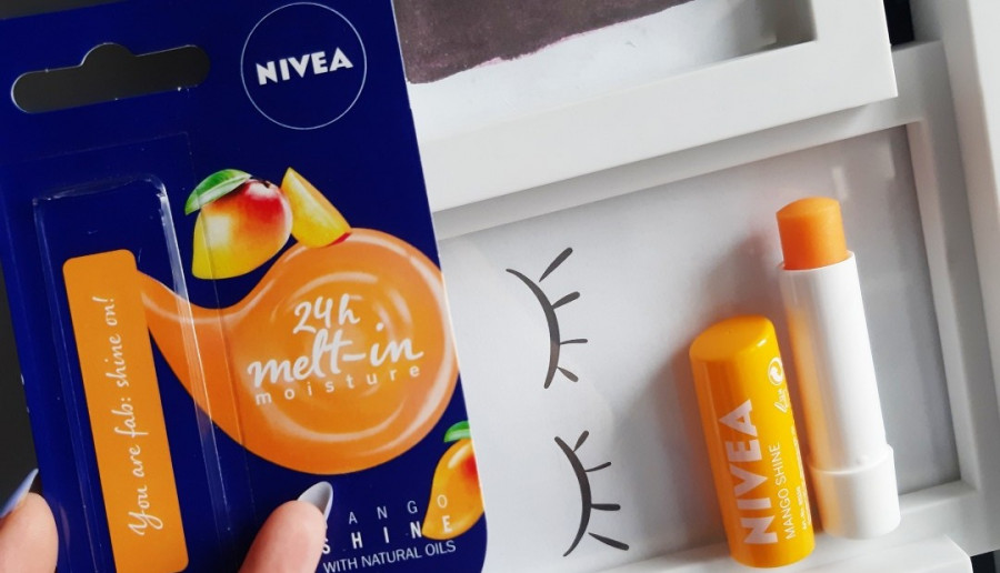 Nivea - Pomadka do ust, Mango Shine.