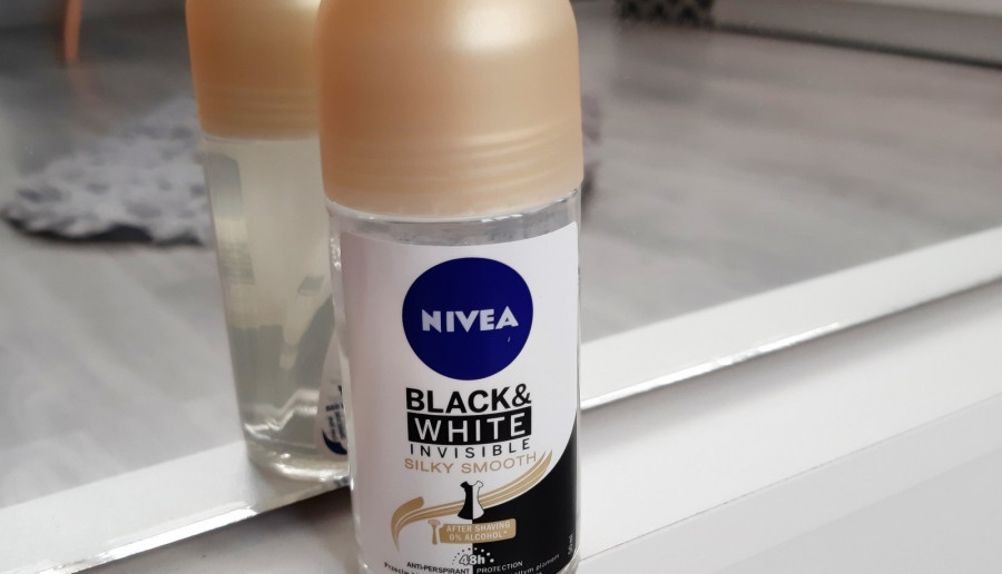 Nivea - Antyperspirant w kulce, Black & White, Invisible, Silky Smooth.