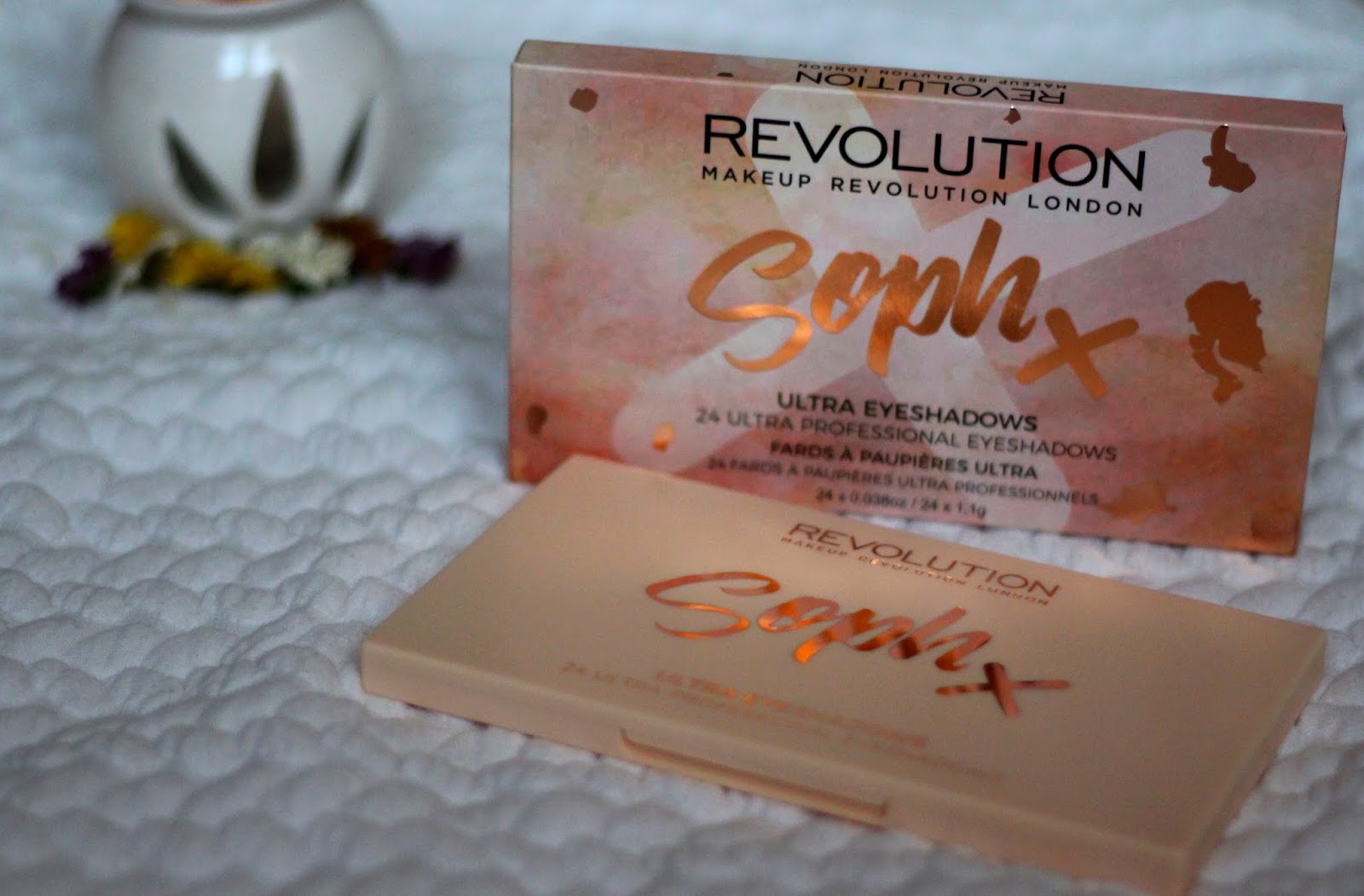 Anks_blog: MAKEUP REVOLUTION SOPH X