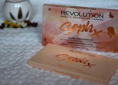 Anks_blog: MAKEUP REVOLUTION SOPH X