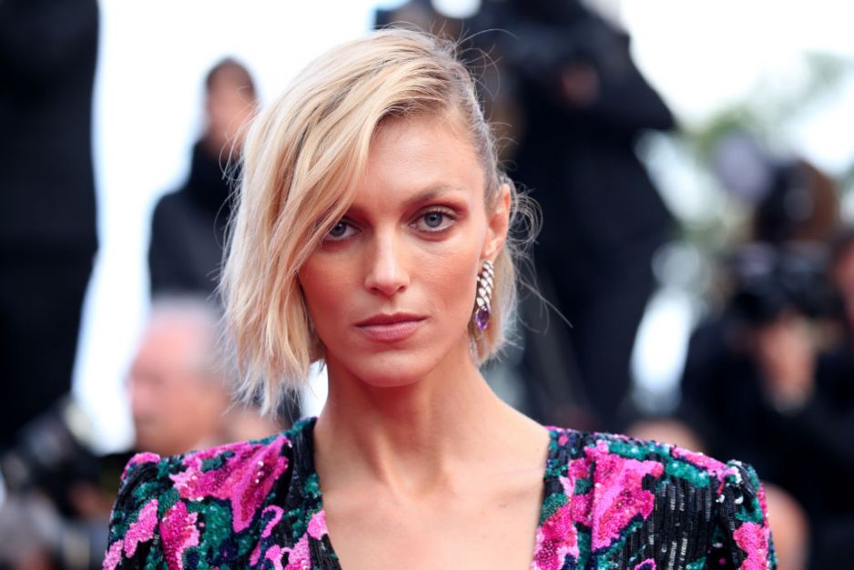 Anja Rubik nie jest już blondynką! Modelka diametralnie zmieniła kolor włosów - Glamour.pl