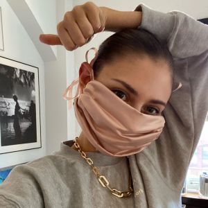 Mikstura na jesień z kurkumą, pomarańczą i imbirem, która wzmacnia odporność. Zrobisz ją w 2 minuty - Glamour.pl