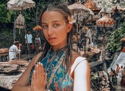 Julia Wieniawa w biki na Bali. Pośladki gwiazdy zwróciły uwagę fanów  - Radio ZET