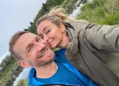 Martyna Wojciechowska i Przemek Kossakowski wzięli ślub! Zobaczcie piękne zdjęcie - Glamour.pl