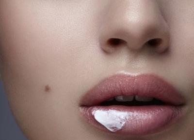 Pielęgnacja i oczyszczanie suchej skóry - to musisz wiedzieć! - Glamour.pl