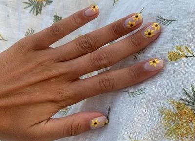 Trendy 2019: modne paznokcie z Instagrama. Manicure, który musicie przetestować do końca wakacji - Glamour.pl