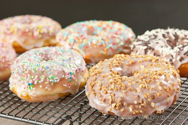 Donuts - prosty przepis na amerykańskie pączusie