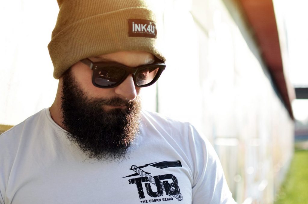 Męskie okulary przeciwsłoneczne - trzy kultowe modele - Beard