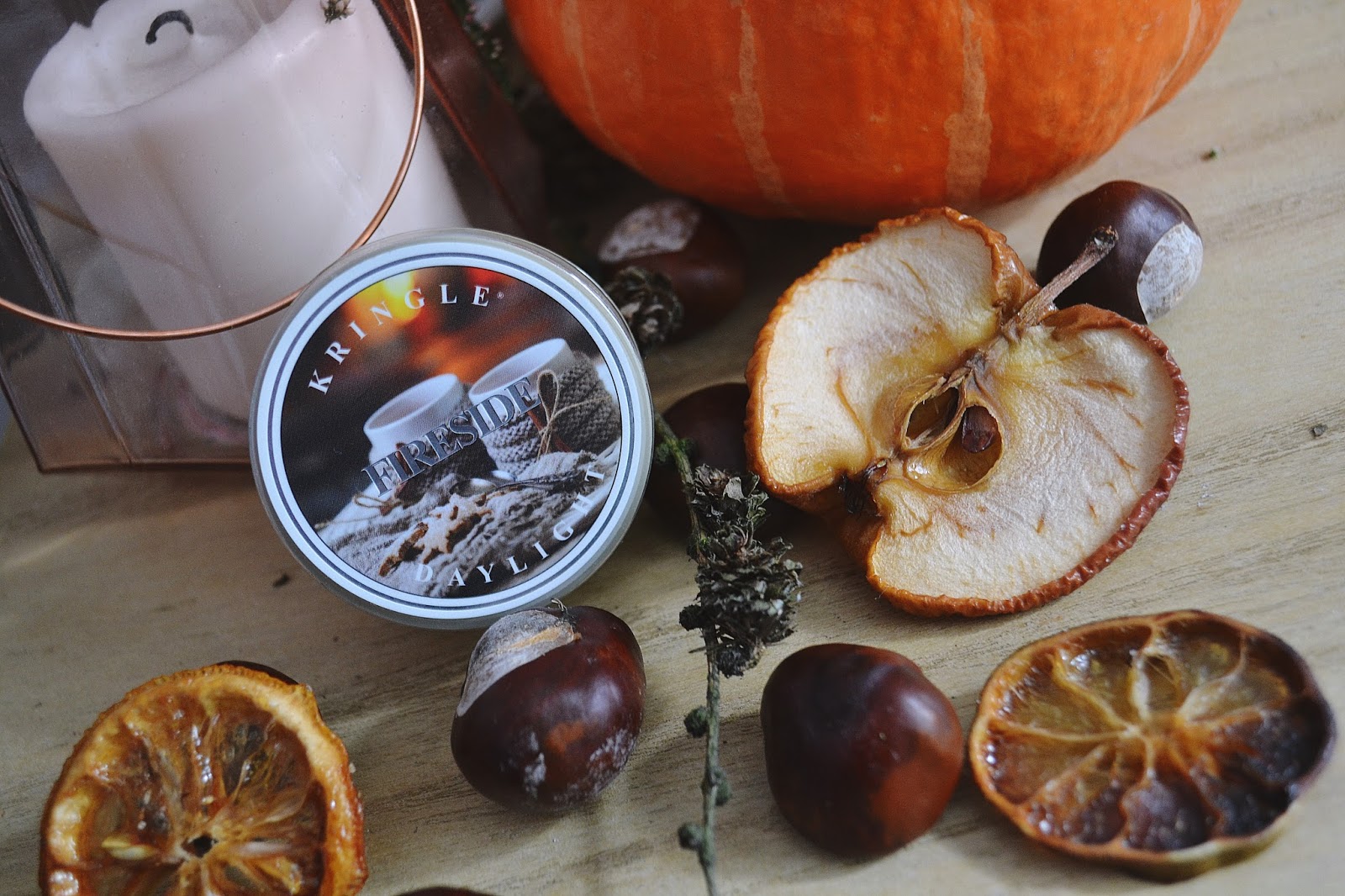 Kringle candle, fireside - alternatywa do otulaczy.