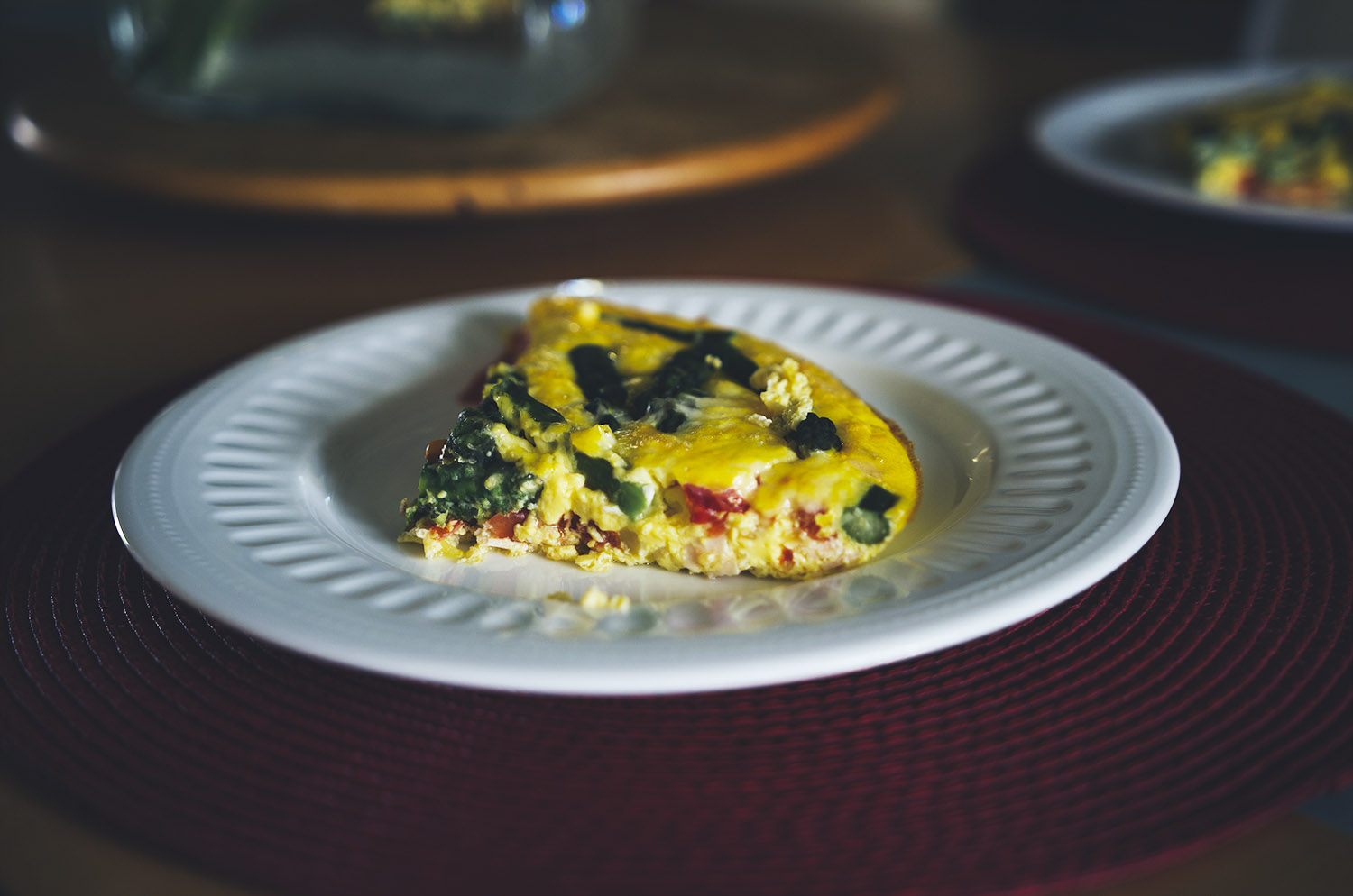 Frittata ze szparagami i pomidorami | Blogodynka.pl