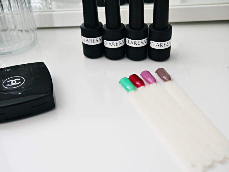 Manicure hybrydowy- lakiery hybrydowe Claresa. Co o nich sądzę?