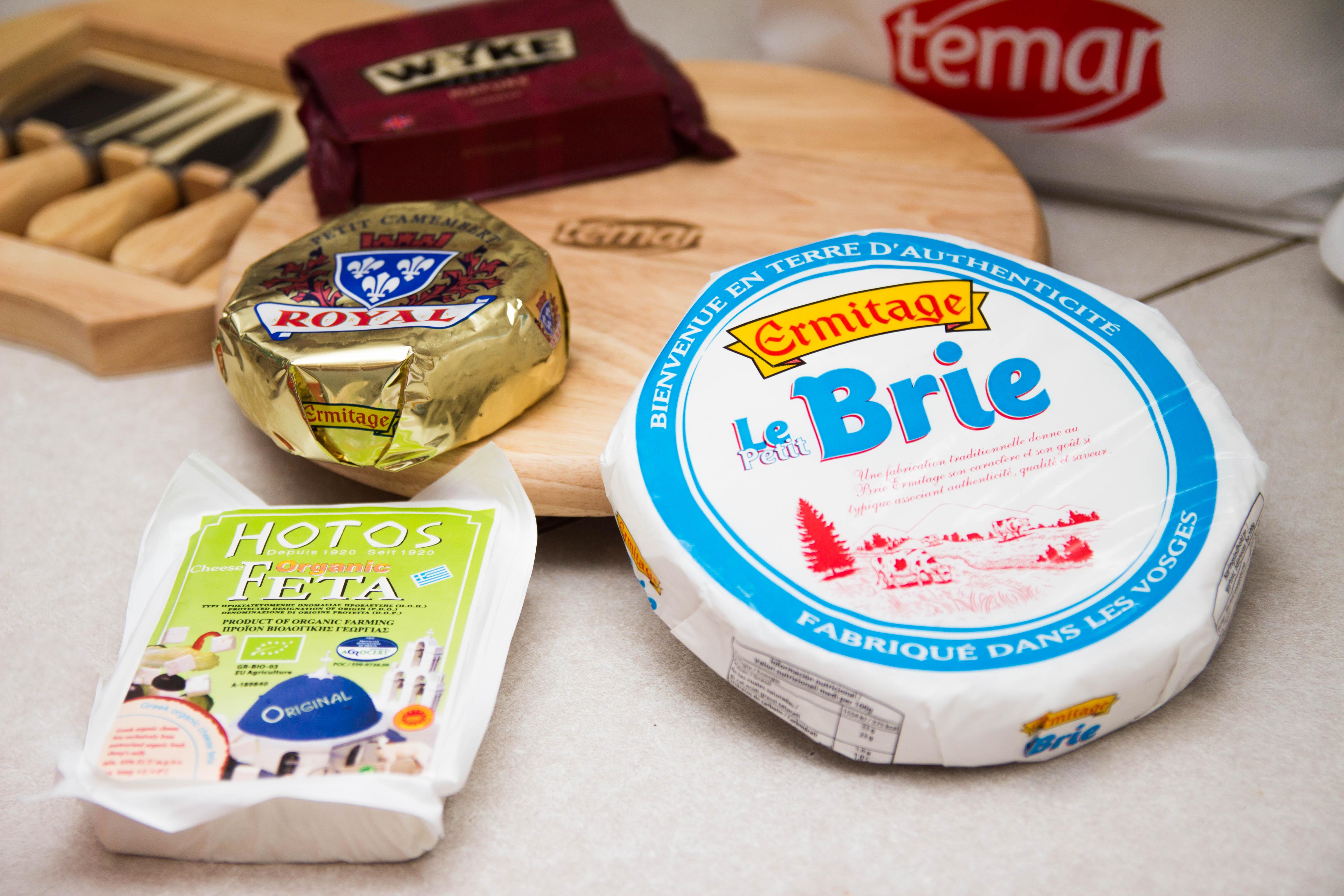 Jabłka zapiekane z serem brie - przepis - Czary-Marty.pl