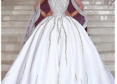 Luxury Brautkleid mit Langer Schleppe Prinzessin Kristal Weiße Hochzeitskleider Online
