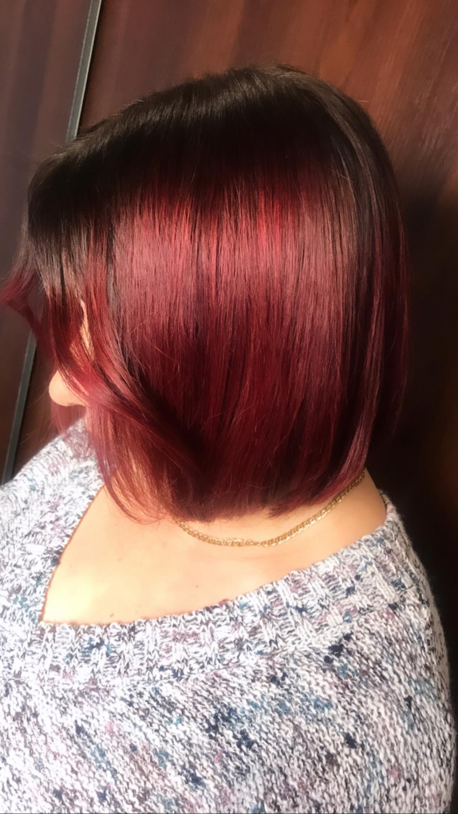 denis on Instagram: “Czerwone sombre ❤️ Jak tam lecą wasze ferie , bo u mnie pracowicie 🔥 #hairstyle #hairart #hairred #redcolor #red #myjob #redsombre…”