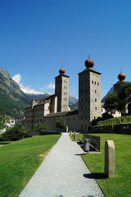 Dookola-swiata: Szwajcaria w podróży: Zamek Stockalper, Brigg