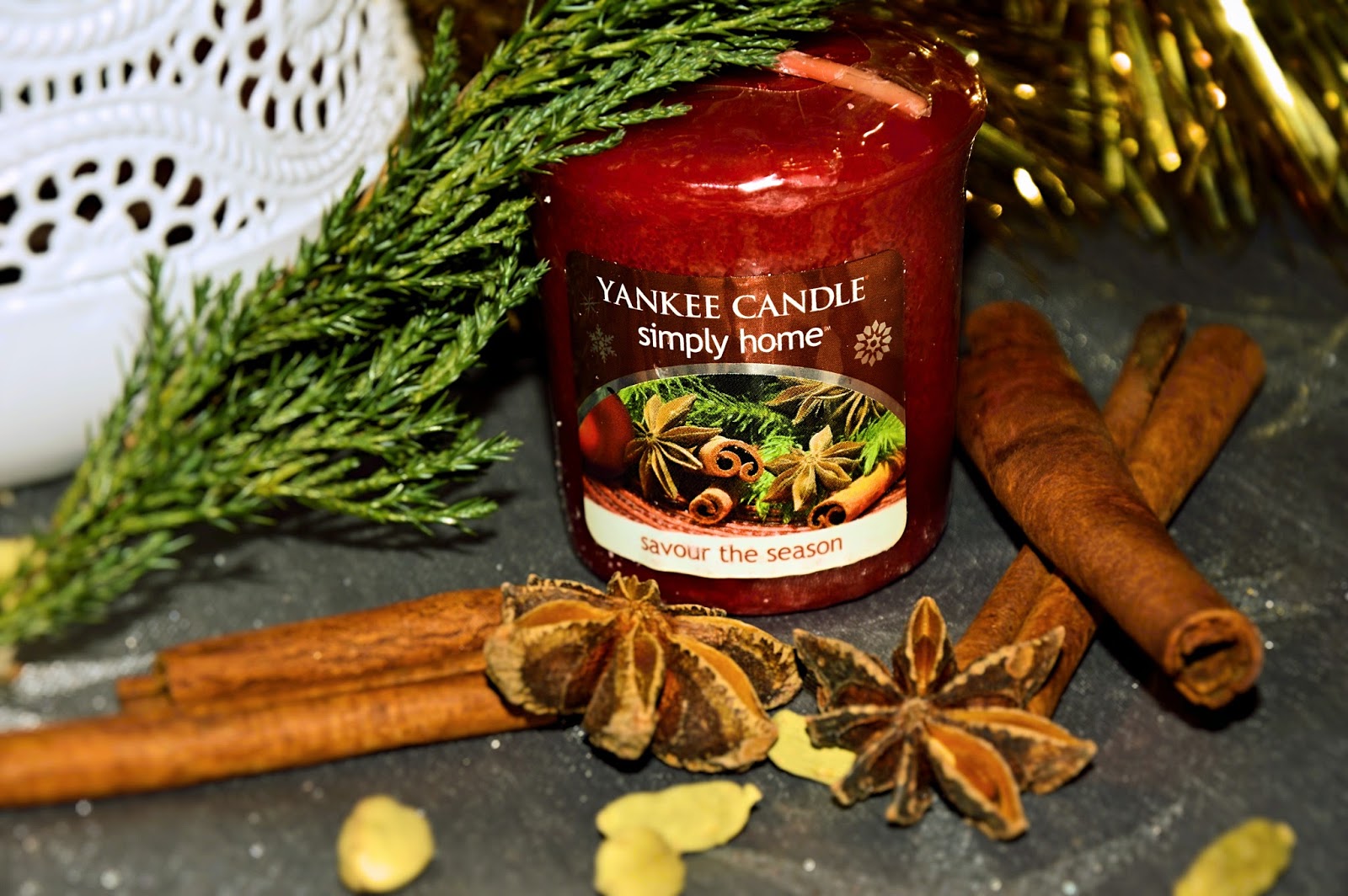 Dorota Pisze.pl: Świąteczny zapach domu. Savour The Season. Yankee Candle. Simply Home.