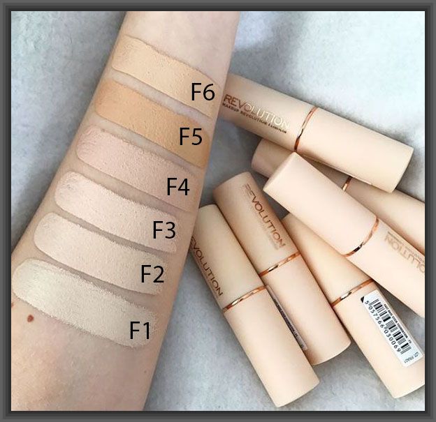 Fast Base Foundation Stick F1 | Podkład w sztyfcie od Revolution! - Dusty Red Place