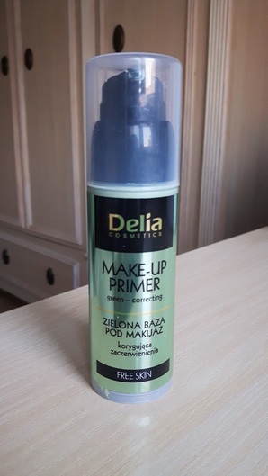 Zielona baza korygująca zaczerwienienia Delia Cosmetics - Dusty Red Place