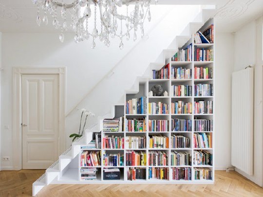 Książkowe wnętrza #1 - Gdzie umieścić książki, gdy na półce brakuje miejsca
