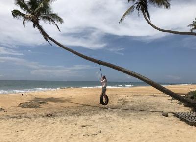 Rajska plaża z huśtawką na Sri Lance - by Ela Bieniecka