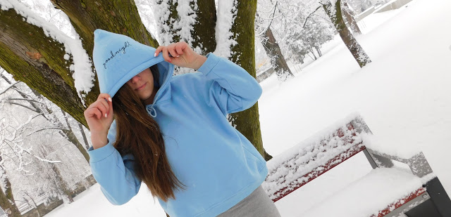  Zaful blue hoodie winter photo