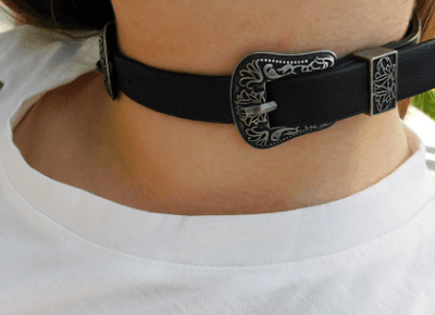 Cowboy belt and embroidery t-shirt