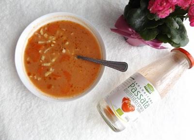 acne skin: Look Food » Ekologiczna passata pomidorowa