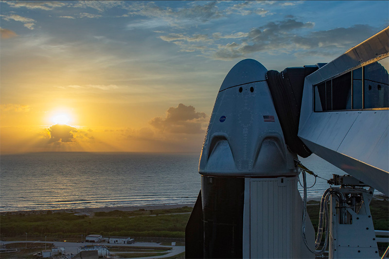 Pierwsza załogowa misja SpaceX - gdzie zobaczyć start?