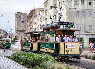 Parada pojazdów MPK na 140-lecie komunikacji miejskiej - fotografwdrodze.pl