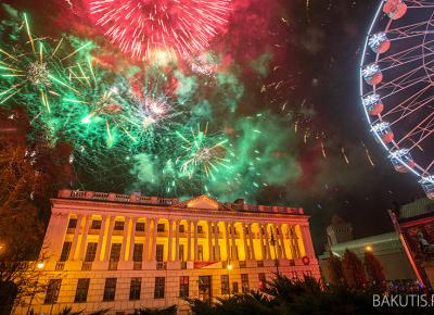 Sylwestrowy pokaz fajerwerków w Poznaniu - fotografwdrodze.pl