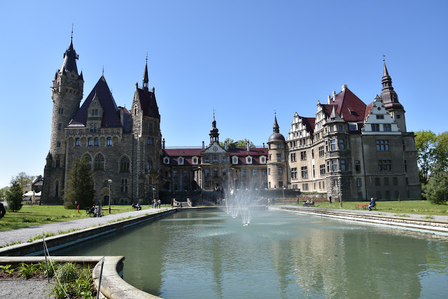 GlamourbyNatalie: Moszna Castle