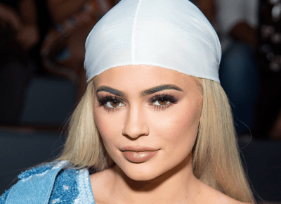 MŁODA POLSKA INFLUENCERKA MIESZKA TUŻ OBOK KYLIE JENNER I BAWI SIĘ Z NIĄ NA TEJ SAMEJ IMPREZIE W LAS VEGAS!