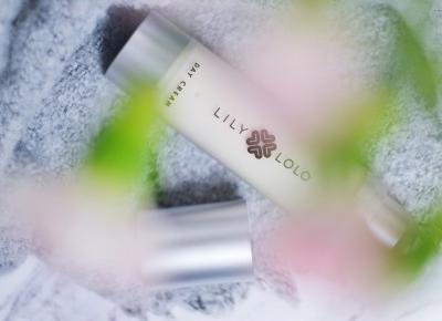 Lily Lolo Hydrate Day Cream - Like a porcelain doll