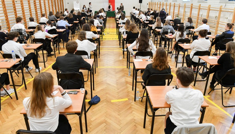 Elektroniczny egzamin ósmoklasisty nie odbędzie się