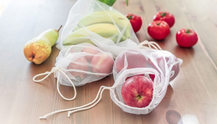 CARREFOUR WPROWADZA BAWEŁNIANE WORKI ZAMIAST PLASTIKOWYCH ZRYWEK!