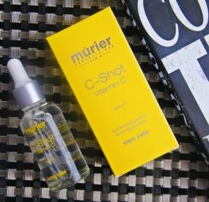 JUICY RASPBERRY: MOC WITAMINY C UKRYTA W MAŁEJ BUTELECZCE. SERUM C-SHOT VITAMIN C MURIER PARIS