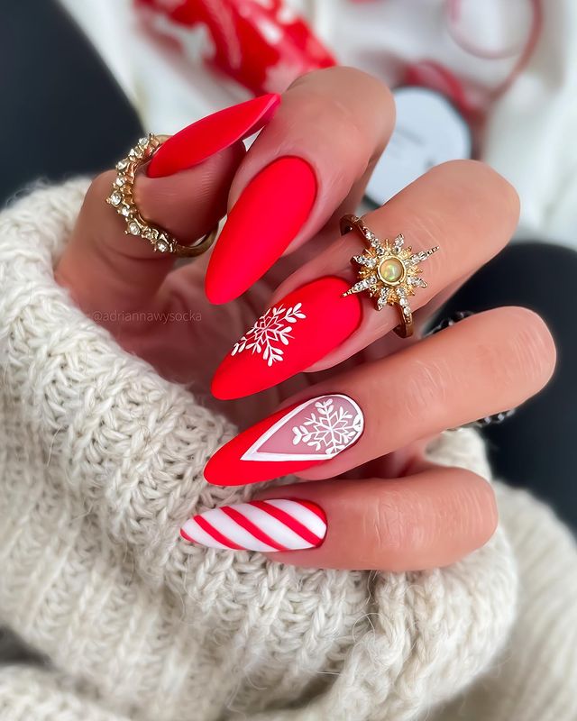 Christmas nails inspo ❤️