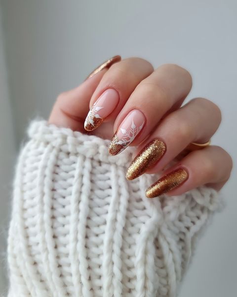 Christmas nail inspo ❄️💅