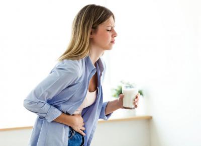 Kilka objawów, które wskazują, że masz uczulenie na laktozę.