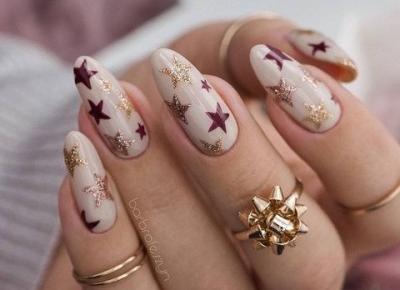 Christmas nails ⭐🤎