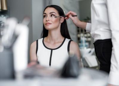 Tego nigdy nie rób, gdy używasz podkładu - styl.pl