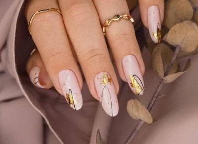 Delikatny manicure z użyciem folii transferowej - inspiracja 💅