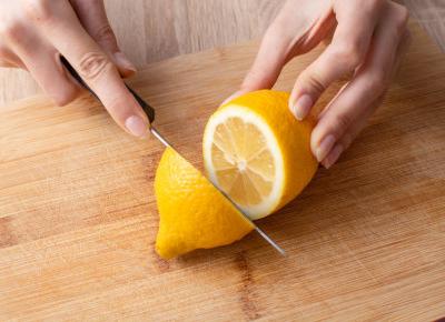 Cytryna nie tylko w kuchni. Przyda ci się też w łazience.