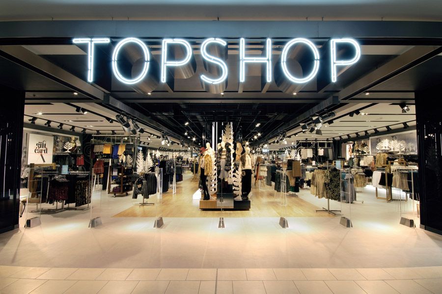 TOPSHOP znika z Polski. Sieć zamyka swój jedyny sklep w Warszawie