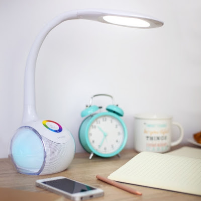 Lampa biurkowa LED z głośnikiem z Biedronki