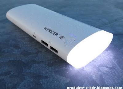 Power bank 10000 mAh z latarką Hykker z Biedronki