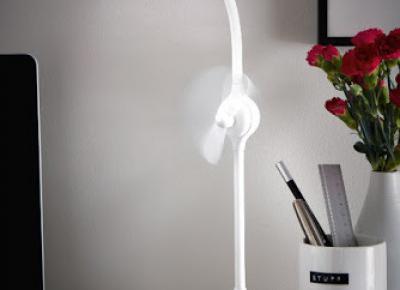 lampka biurkowa z wentylatorem Smukee z Biedronki