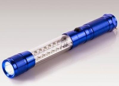 Latarka LED z magnesem z Biedronki